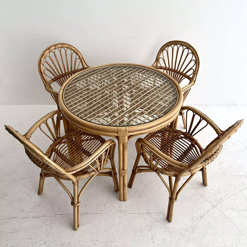 Classic Bamboo Set: 4 Chairs + Table